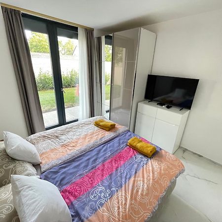 Luxury Apartments In Balatonalmadi, Almadi Lux Apartman III - Pure Gold Bagian luar foto